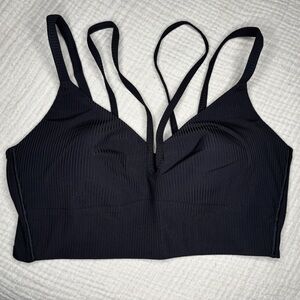 Lululemon sports bra size 10